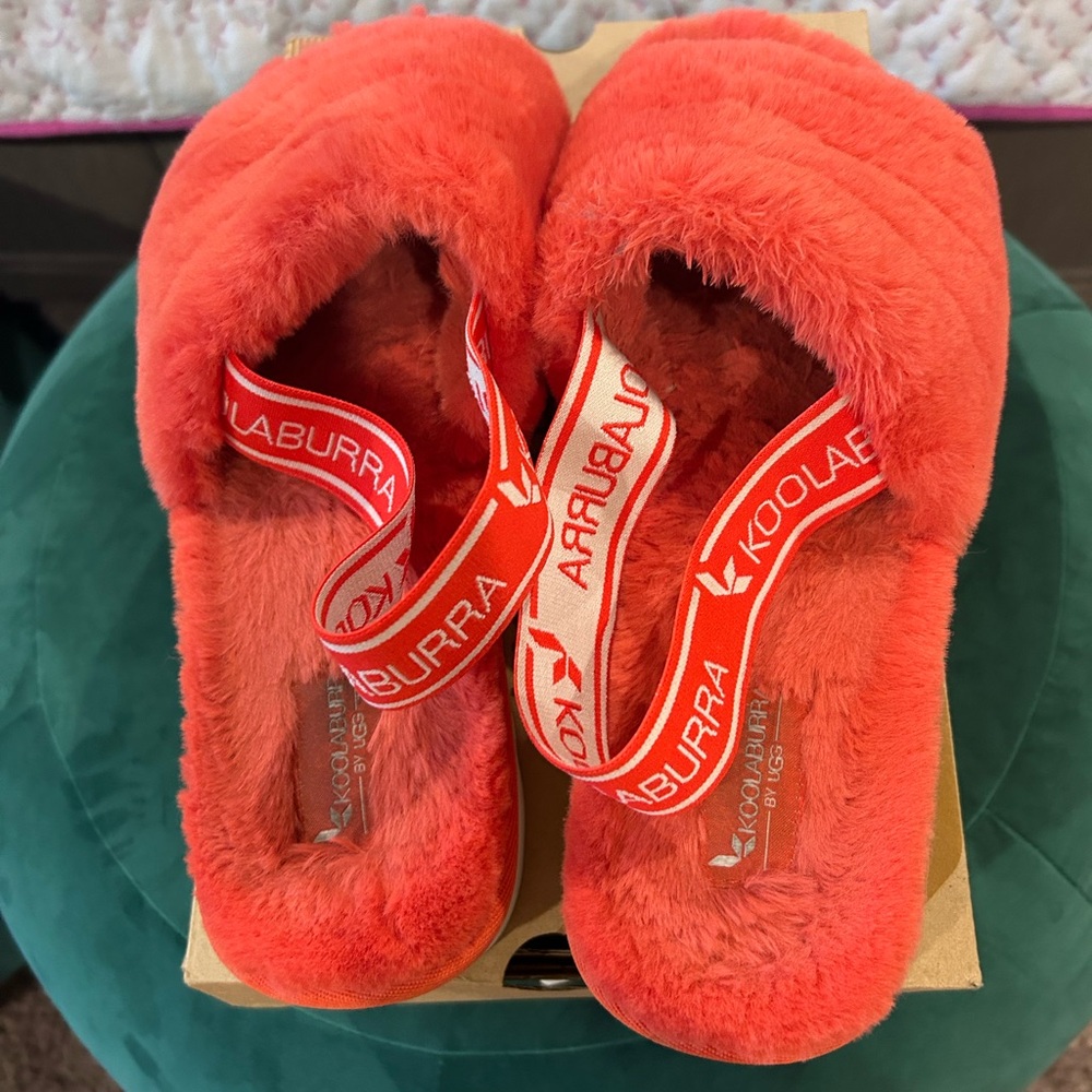 UGG Koolaburra Coral Fuzzy Sandal slippers - Picture 2 of 6